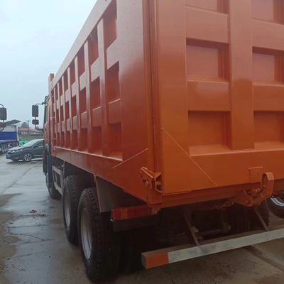 Trasmissione manuale Sinotruk HOWO 6X4 camion pesante con sistema di sterzo idraulico