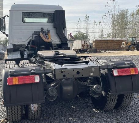 6 mesi Shacman 400 CV trattore pesante con sedile del conducente con sospensione a aria e ≤5 sedili