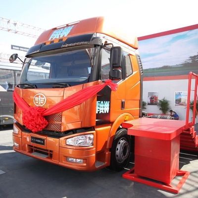 460 CV FAW Jh6p 6X4 Diesel Euro 3 Traktor Truck con 12m*2.55m*4m Dimensioni