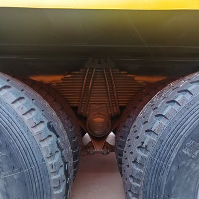 Sinotruck Pesante Camione 6X4 Veicolo di trasporto industriale per 11m*2,55m*3,45m