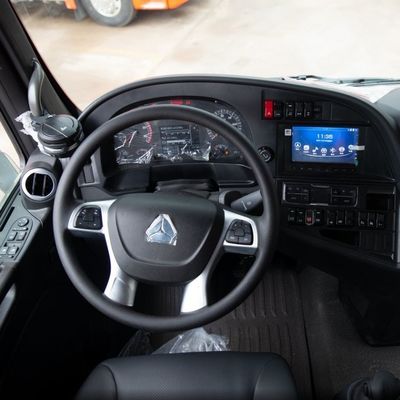 Avanguardato 31-40t capacità di carico sospensione aerea sedile camion trattore con serbatoio di carburante 1000L