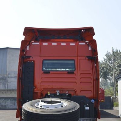 ZZ4257N3247E1H pneumatici senza tubi Sinotruck Trattore pesante con serbatoio di carburante da 1000 l