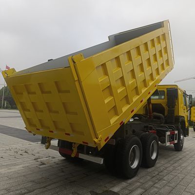 Camionetto di scarico 6X4 usato con trasmissione manuale Perfetto per il trasporto di merci