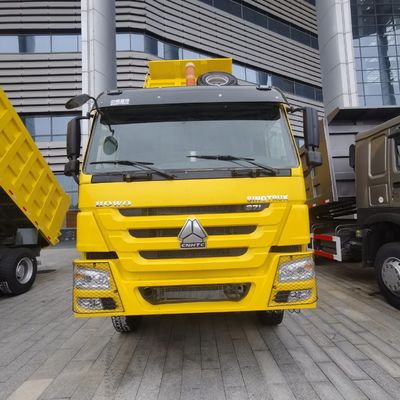 Camionino per scarichi di rifiuti industriali con sterzo idraulico e capacità di carico di 30 t