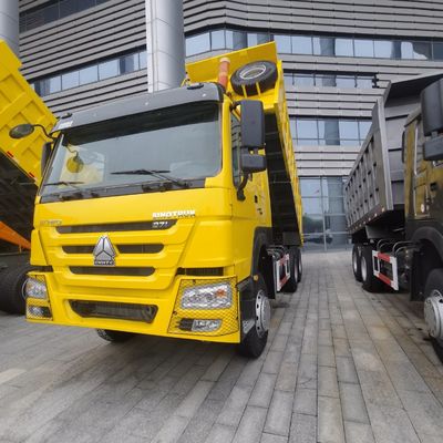 Sinotruck Tipper Dump truck usato con sterzo idraulico 30t capacità di carico e vendere