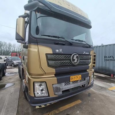 Semi-remolante trainante Shaanxi Automobile Heavy-Duty Tractor Truck con serbatoio di carburante da 1000L