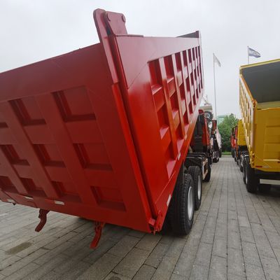 Capacità di carico di 40 t 6x4 Sinotruck Camionetto industriale con sterzo idraulico