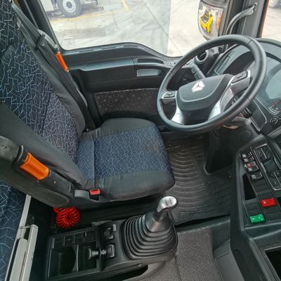 Euro 5 Shacman tipper truck con grande capacità e confortevole sedile a sospensione anteriore
