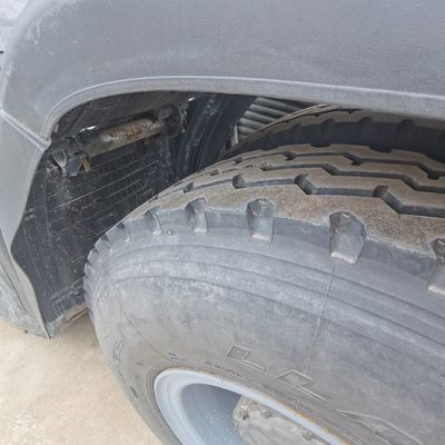 Migliora il tuo gioco di trasporto con il nostro camion pesante 6x4 Sinotruck 450hp diesel
