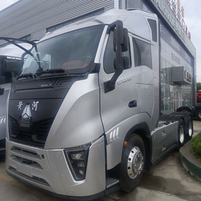 Camion-trattore diesel robusto per bisogni agricoli pesanti