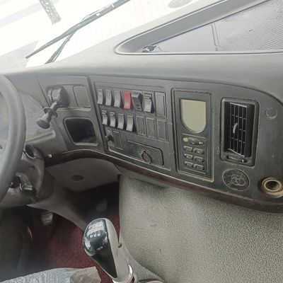 Haowo Dump Truck da Cina capacità di carico 21-30t Equipaggiato con cabina di aria condizionata