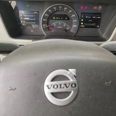 Trasporto pesante FAW camion diesel con serbatoio di carburante da 400 litri e sterzo idraulico