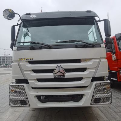 Capacità di carico da 31 a 40 t Sinotruk Dump Truck con capacità di carico e pneumatici migliorati