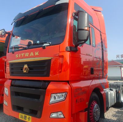 Camion-trattore agricolo pesante con cilindrata del motore&gt; 8 litri e potenza&gt; 450 CV