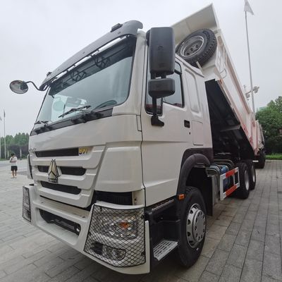 Guida idraulica Sinotruk Dump Truck per il trasporto industriale e minerario pesante