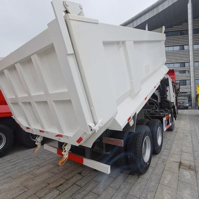 Guida idraulica Sinotruk Dump Truck per il trasporto industriale e minerario pesante