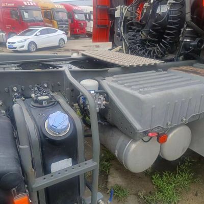 Camion-trattore diesel resistente per le esigenze di trasporto agricolo