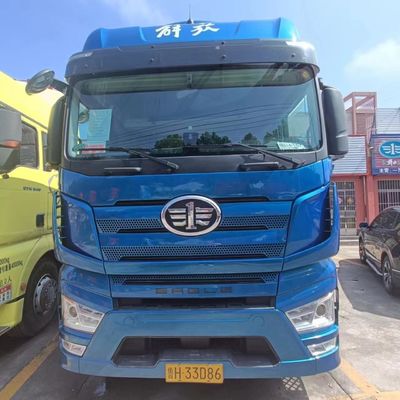 Sinotruck 560HP Tipper Trailer con serbatoio del carburante 1000L all'interno delle opzioni di personalizzazione