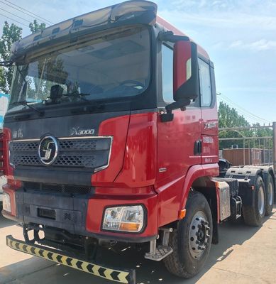 Camion-trattore in acciaio al carbonio per applicazioni agricole 6.8x2.5x3.8m