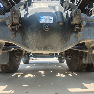 Camion-trattore in acciaio al carbonio per applicazioni agricole 6.8x2.5x3.8m