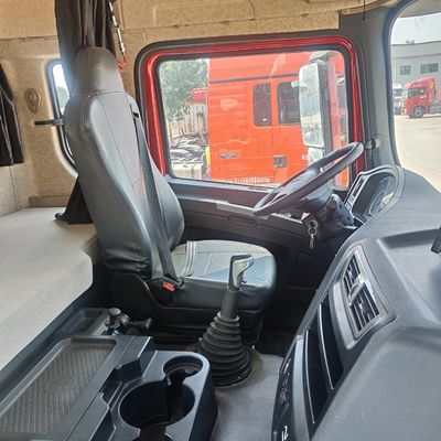 Shaanxi Automobile Delong X3000 Veicolo pesante con serbatoio da 400 litri