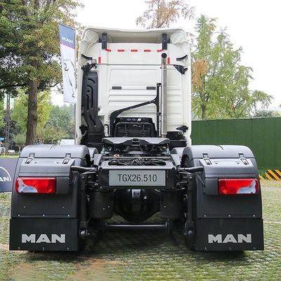 Trattore pesante 6X4 da 560 CV con sedile a sospensione anteriore