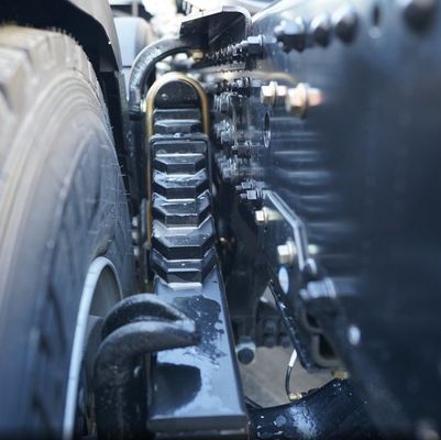 Euro 5 rimorchio per trattori pesanti con sedile a sospensione anteriore e scatola di carico in acciaio al carbonio