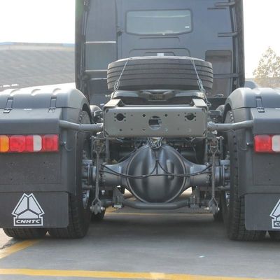 Serbatoio di carburante da 600L 420 CV Trattore 6X4 con ≤ 5 posti Camionetto pesante nazionale serie HOWO A7