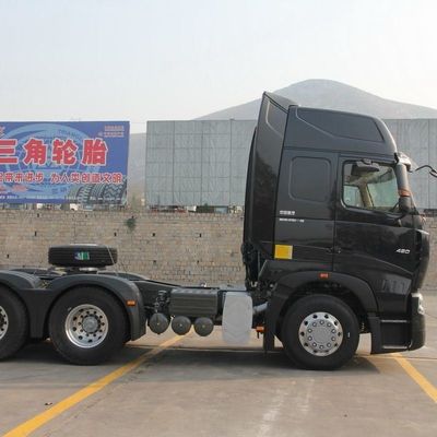 Serbatoio di carburante da 600L 420 CV Trattore 6X4 con ≤ 5 posti Camionetto pesante nazionale serie HOWO A7