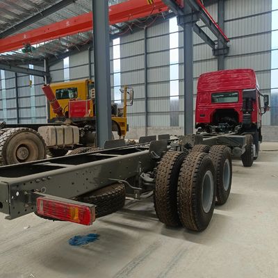 Sinotruk Dump Truck Scatole di carico ad alta capacità e struttura durevole per lavori esigenti
