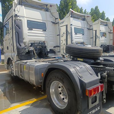 ZZ4257N3247E1H Sinotruk Chassis Shandeka Diesel Tractor Truck per il trasporto pesante