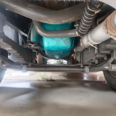 Pneumatici certificati ISO e telaio Sinotruk attrezzature pesanti durevoli per terreni africani