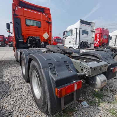 Semi-remolante di traino Sinotruck Truck trattore con sedile a sospensione pneumatica e 6 mesi
