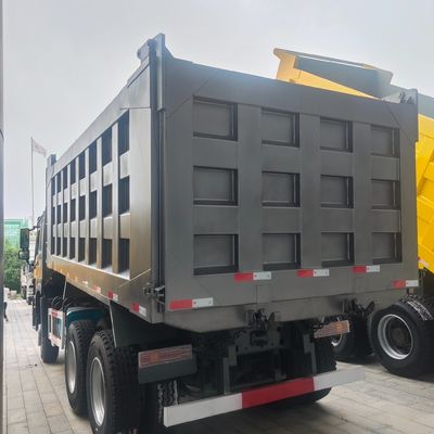 Camion pesante a diesel HOWO371HP con 10 ruote e caricatore da 30 tonnellate o Rhd Camion a scarico manuale veicolo di trasporto