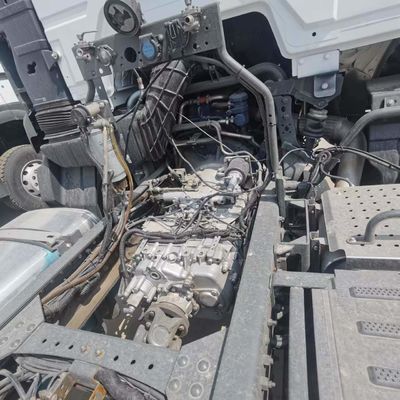 Ottenere le parti di ricambio per camion HOWO più durevoli per prestazioni ottimali 6.8x2.5x3.8m