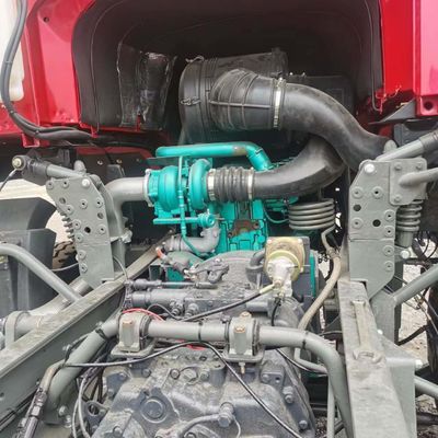 Durata di vita ≤ 1 anno HOWO Camion di carico pesante con serbatoio di carburante e pneumatici da 400 a 600 litri