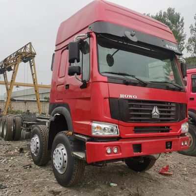 11.6mX2.55mX3.96m Haowo furgone commerciale di seconda mano con pneumatici e 400-600L di capacità del serbatoio del carburante