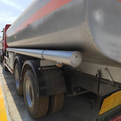 Sinotruk HOWO 6X4 336HP 15cbm Camione cisterna a vuoto Camione fognaria Modello Zz1257n4641W con 1