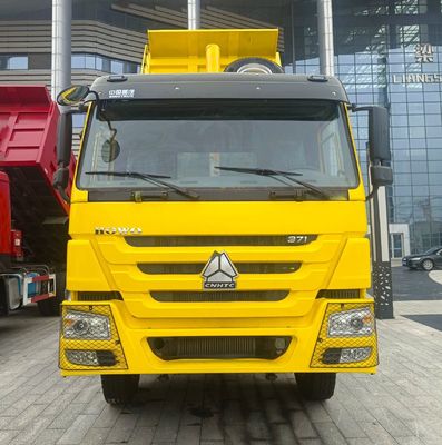Camion di trasporto a scarico automatico a motore diesel HOWO 4-6L Capacità del motore e costo di spedizione