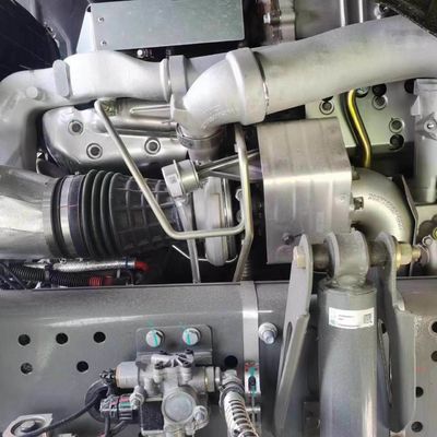 480 HP CNG Tractor Truck con sedile a sospensione a aria La soluzione definitiva per il trasporto di merci