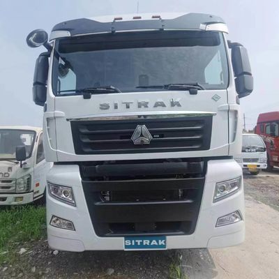 Sedile con sospensione a aria e serbatoio del carburante da 600L Sinotruck