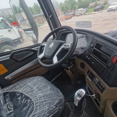Rimborsi per veicoli semirimorchi Auman con sedile a sospensione anteriore e serbatoio di carburante da 600 l