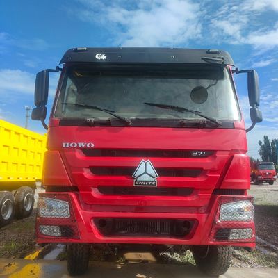 2024 Sinotruk Chassis Used Heavy Duty Truck HOWO Self Dumping 371HP Euro 3 Truck di trasporto