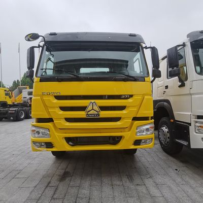 Camion del trattore diesel con sedile a sospensione pneumatica con serbatoio di carburante da 400 litri e capacità di carico da 31 a 40 t
