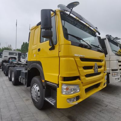Trattore pesante 6X4 certificato ECE con serbatoio del carburante da 1000 litri e sedile del conducente a sospensione pneumatica