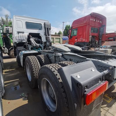 US 371 Affidabile HOWO Truck Tractor con serbatoio del carburante 1000L e sedile di sospensione ad aria