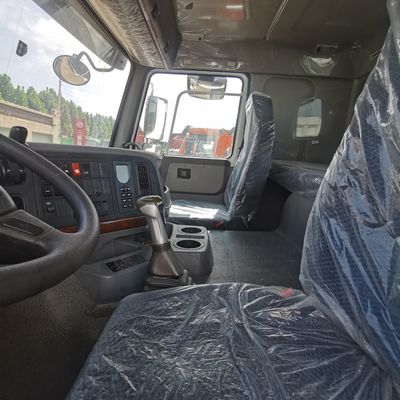 Guida idraulica e serbatoio di carburante da 600 litri La combinazione perfetta per il rimorchio HOWO