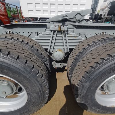 Semi-camion pesanti certificati GCC per il trasporto a lungo raggio