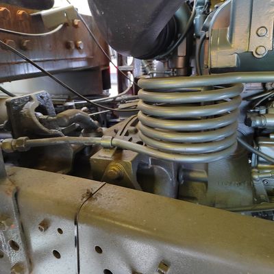 Potente 8x4 Dump Truck con sterzo idraulico e motore diesel Euro2 da 371-375 CV