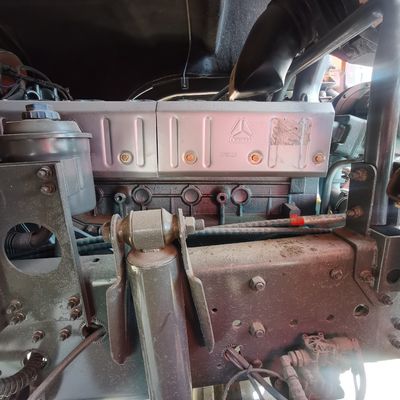 Camionetto di trattori diesel pesanti con serbatoio di carburante da 1000 litri 30 giorni garanzia di rimborso